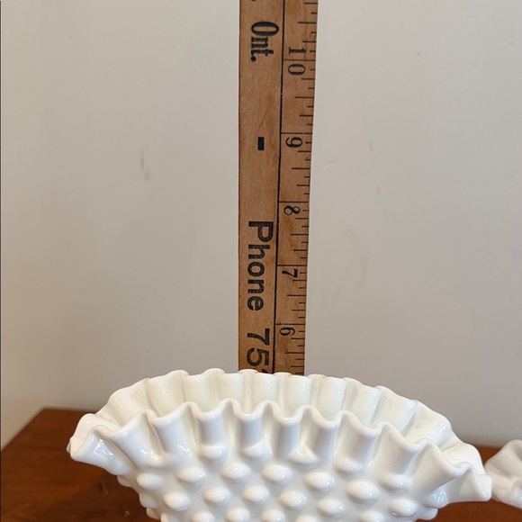 Vintage White Hobnail Fan Vase Set - Decorative Home Accents - Picture 6 of 7